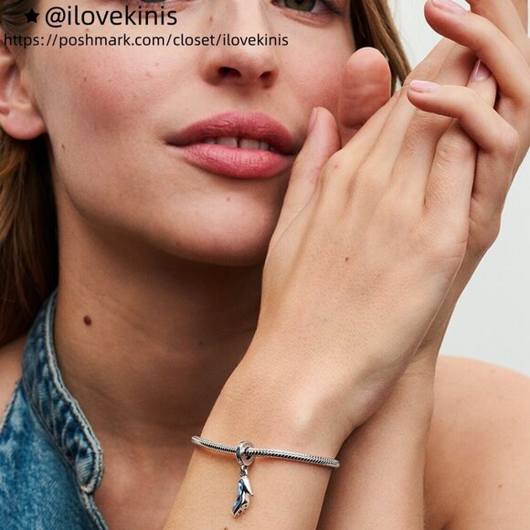 Pandora Disney Cinderella's Glass Slipper Dangle Charm - Picture 4 of 6